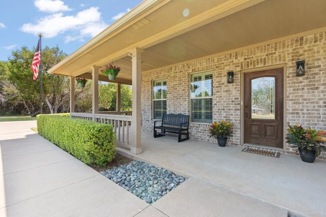 33025 Woodcrest Drive, Whitney, TX 76692