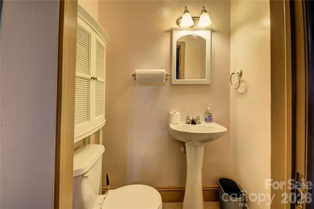 492 S Main Street, Waynesville, NC 28786