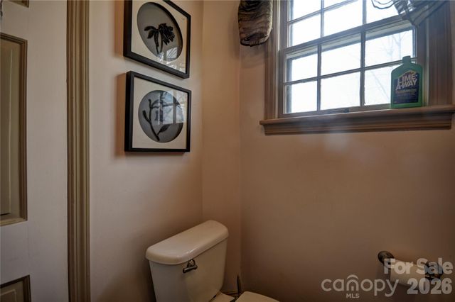 492 S Main Street, Waynesville, NC 28786