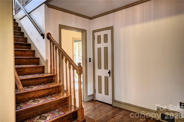 492 S Main Street, Waynesville, NC 28786