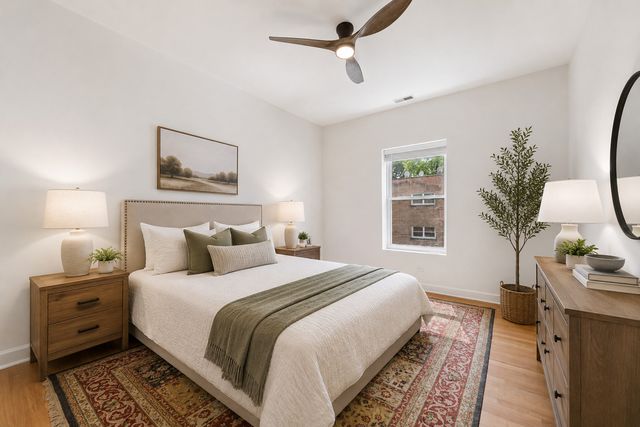 1529 W Touhy Avenue 2, Chicago, IL 60626