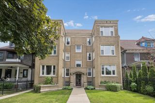1529 W Touhy Avenue 2, Chicago, IL 60626