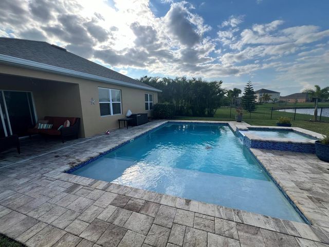 3280 ROXBURY Place SW, Vero Beach, FL 32968