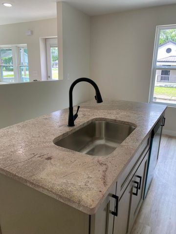 1815 Newell Avenue, Chattanooga, TN 37404