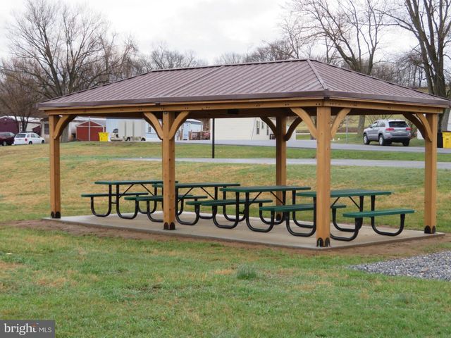 141 JANESA DR, Martinsburg, WV 25403