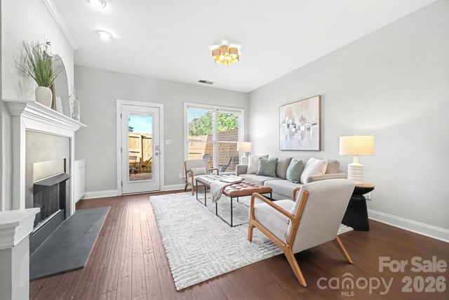 1007 Park West Drive, Charlotte, NC 28209