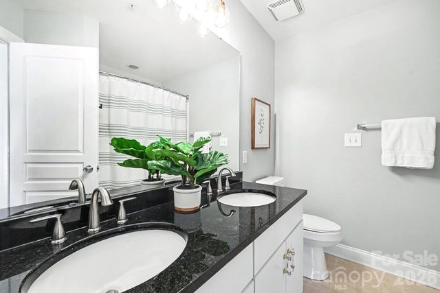 1007 Park West Drive, Charlotte, NC 28209
