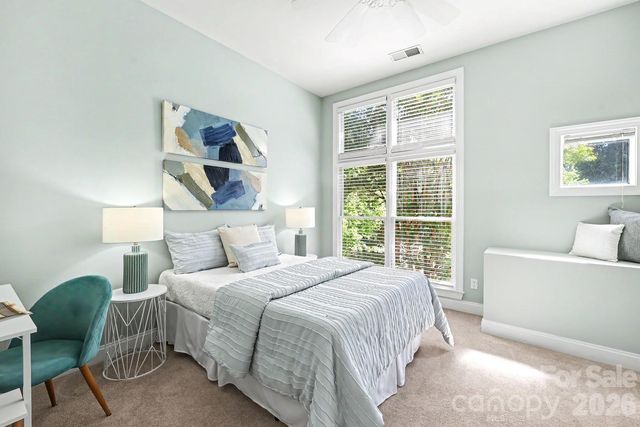 1007 Park West Drive, Charlotte, NC 28209