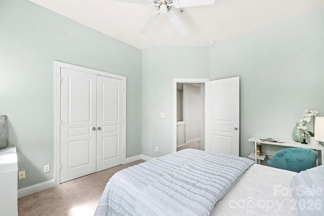 1007 Park West Drive, Charlotte, NC 28209