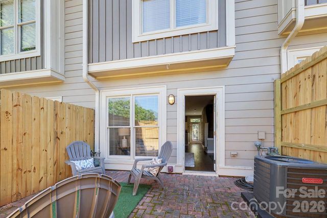 1007 Park West Drive, Charlotte, NC 28209