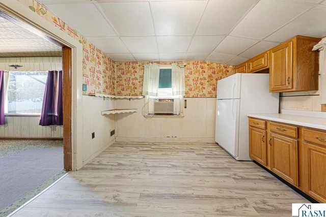 402 N Main Street, Lake Crystal, MN 56055