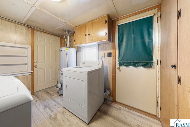 402 N Main Street, Lake Crystal, MN 56055