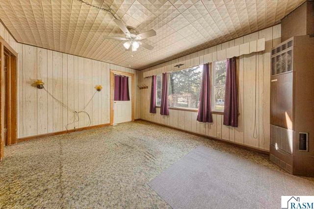 402 N Main Street, Lake Crystal, MN 56055