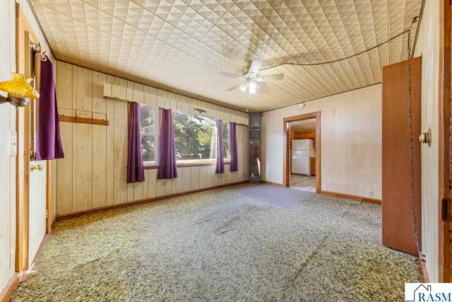 402 N Main Street, Lake Crystal, MN 56055