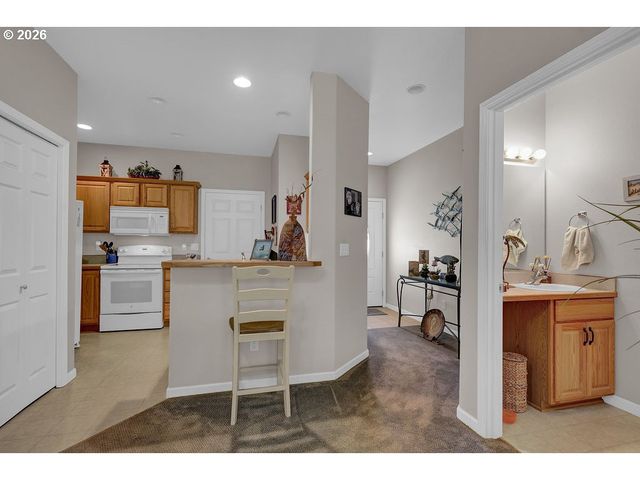 983 JASPER Ln, Florence, OR 97439