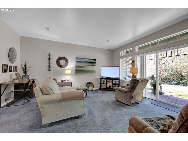 983 JASPER Ln, Florence, OR 97439