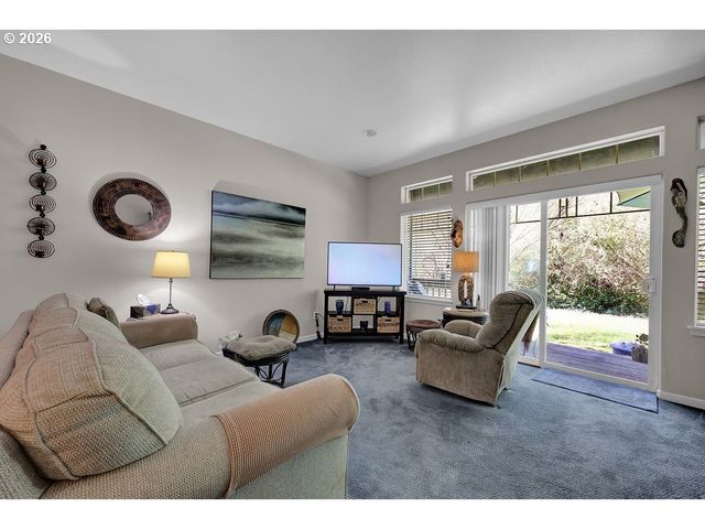 983 JASPER Ln, Florence, OR 97439