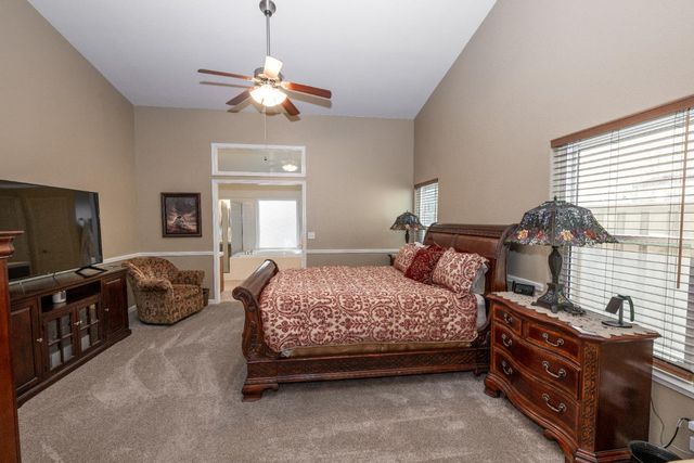 334 Vermont Avenue, Clovis, CA 93619