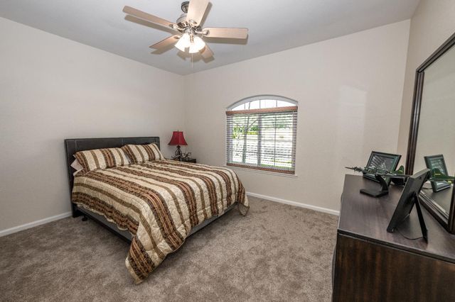 334 Vermont Avenue, Clovis, CA 93619