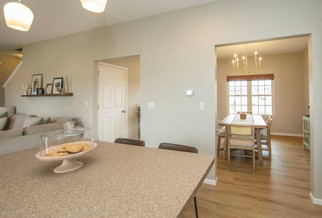 5568 Summerland Drive, Waterloo, IA 50701