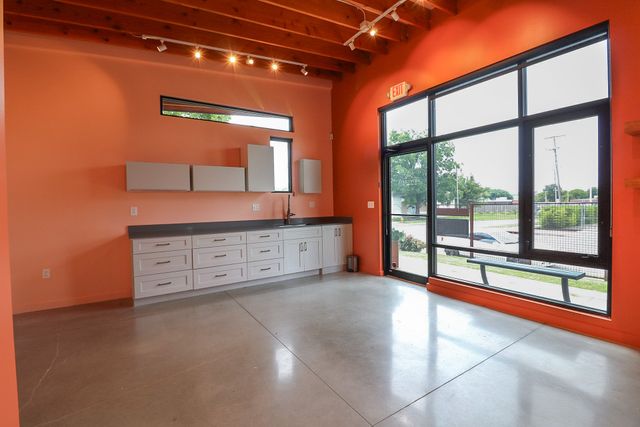 1545 E 2nd Street S, Tulsa, OK 74120