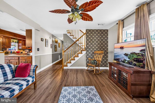 4130 BASSETT CT, Dumfries, VA 22026