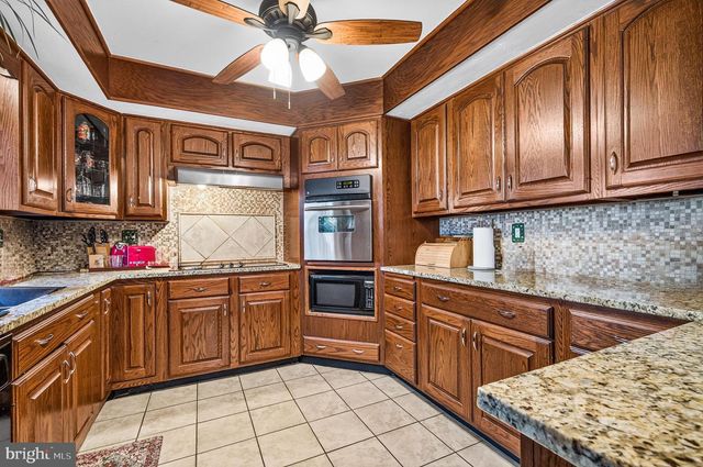 4130 BASSETT CT, Dumfries, VA 22026
