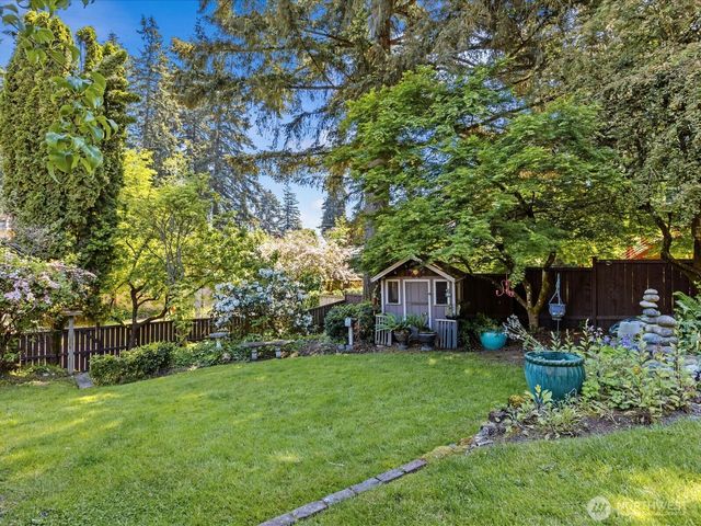 101 Eldorado Avenue, Fircrest, WA 98466