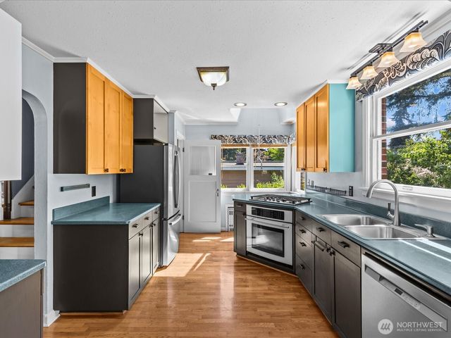 101 Eldorado Avenue, Fircrest, WA 98466