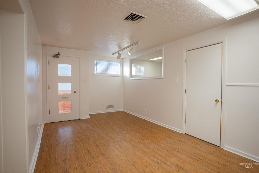 664 Shoup Ave W 11, Twin Falls, ID 83301 photo 7