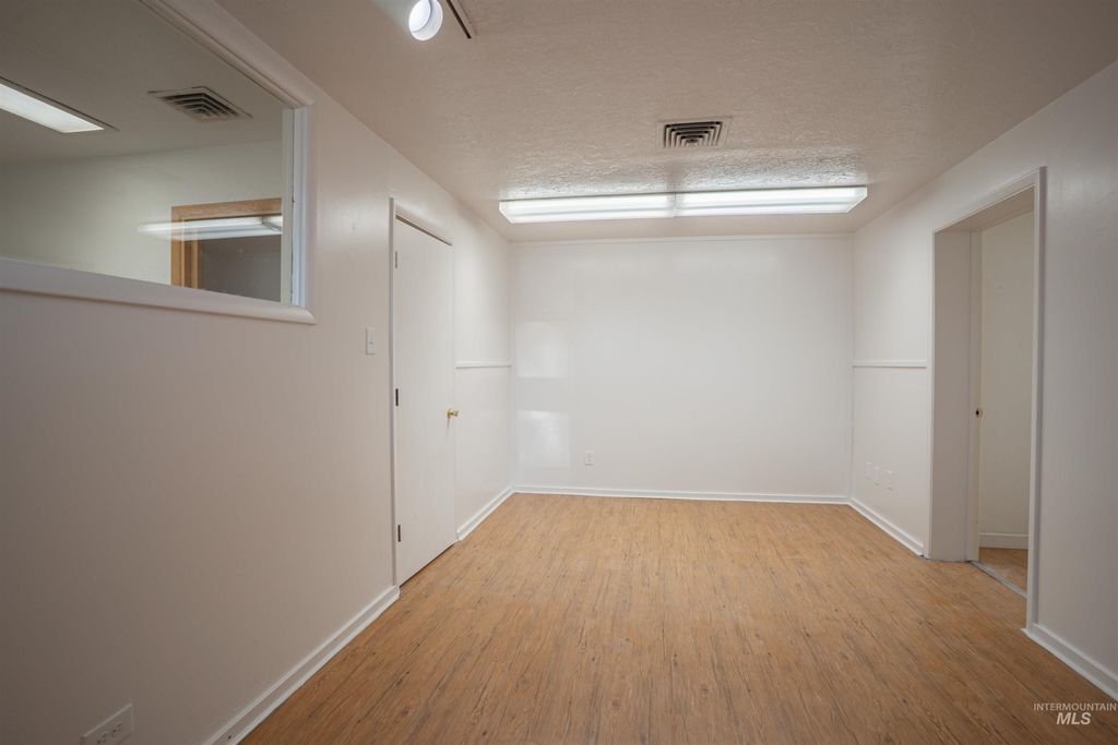 664 Shoup Ave W 11, Twin Falls, ID 83301 photo 8