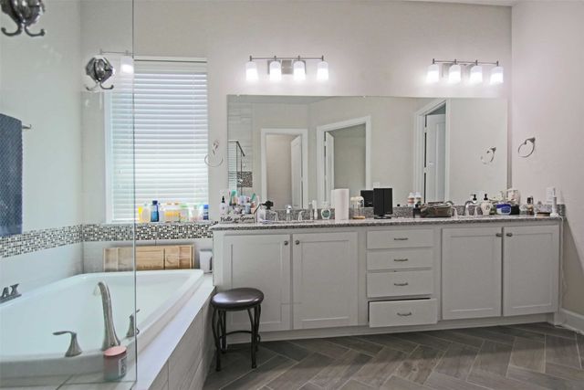 1102 Rendon Place, Mansfield, TX 76063