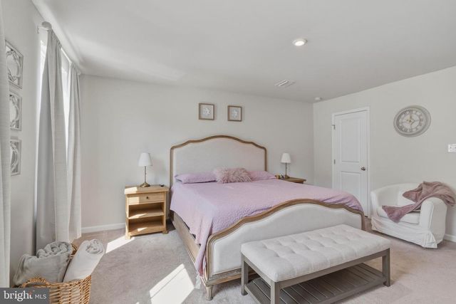102 CISELEY DR, Sicklerville, NJ 08081