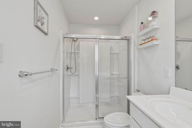 102 CISELEY DR, Sicklerville, NJ 08081