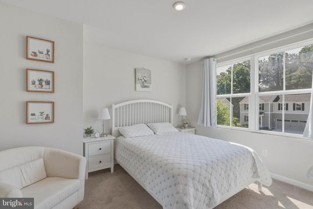 102 CISELEY DR, Sicklerville, NJ 08081