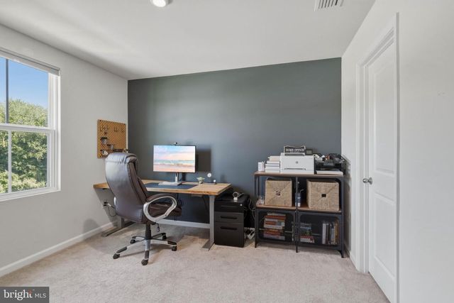 102 CISELEY DR, Sicklerville, NJ 08081