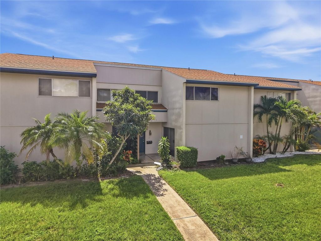 912 BYRON LANE 5C, SARASOTA, FL 34243 — photo 2