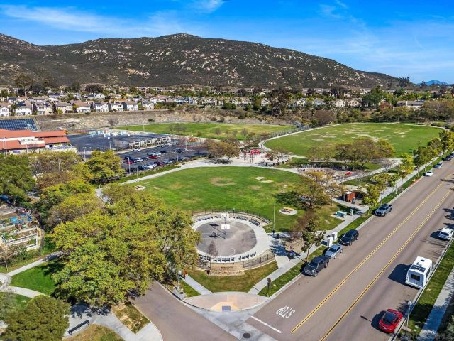 17071 Calle Trevino Unit 8, San Diego, CA 92127