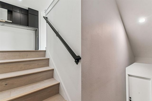 1218 E KAY STREET 3, Tampa, FL 33602