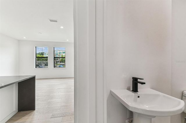 1218 E KAY STREET 3, Tampa, FL 33602