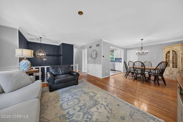 15 Mohawk Avenue, Red Bank, NJ 07701