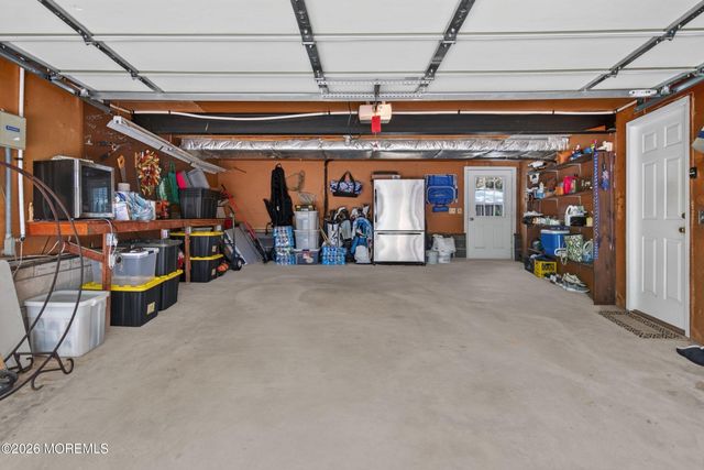 15 Mohawk Avenue, Red Bank, NJ 07701