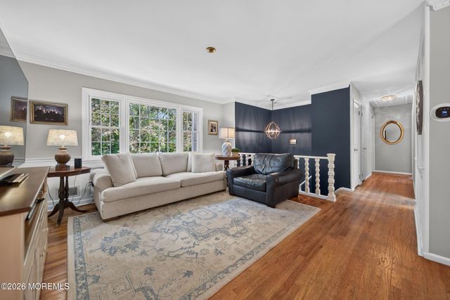 15 Mohawk Avenue, Red Bank, NJ 07701
