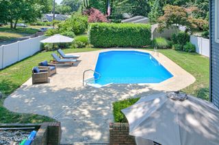 15 Mohawk Avenue, Red Bank, NJ 07701
