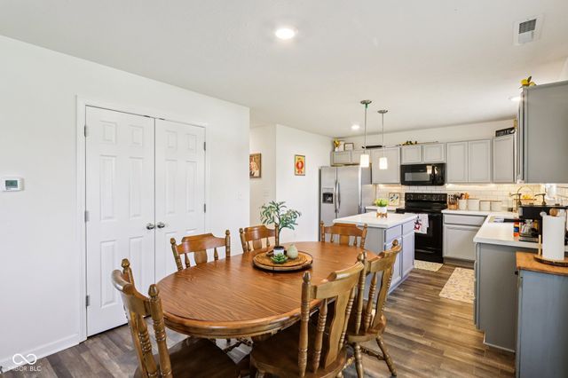 5845 Cresswell Lane, Whitestown, IN 46075