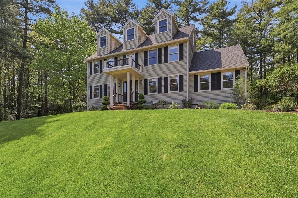 25 Christa Drive, Rowley, MA 01969