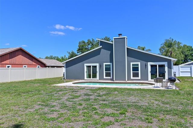 910 PLUM TREE LANE, Sarasota, FL 34243