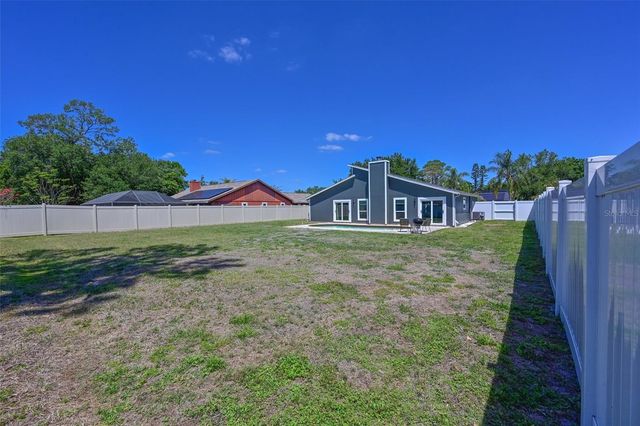 910 PLUM TREE LANE, Sarasota, FL 34243