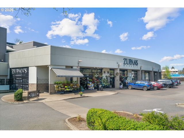 604 S VERMONT St, Portland, OR 97219