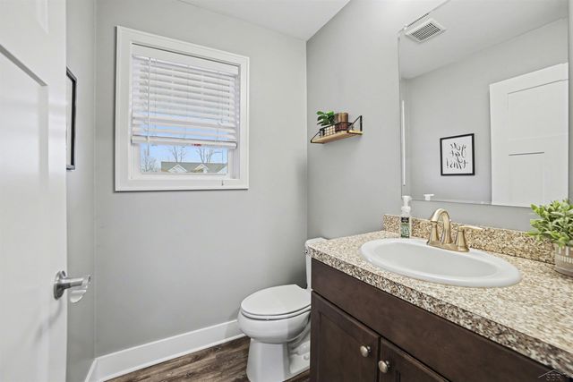 8643 Ashland Place, Tittabawassee Twp, MI 48623